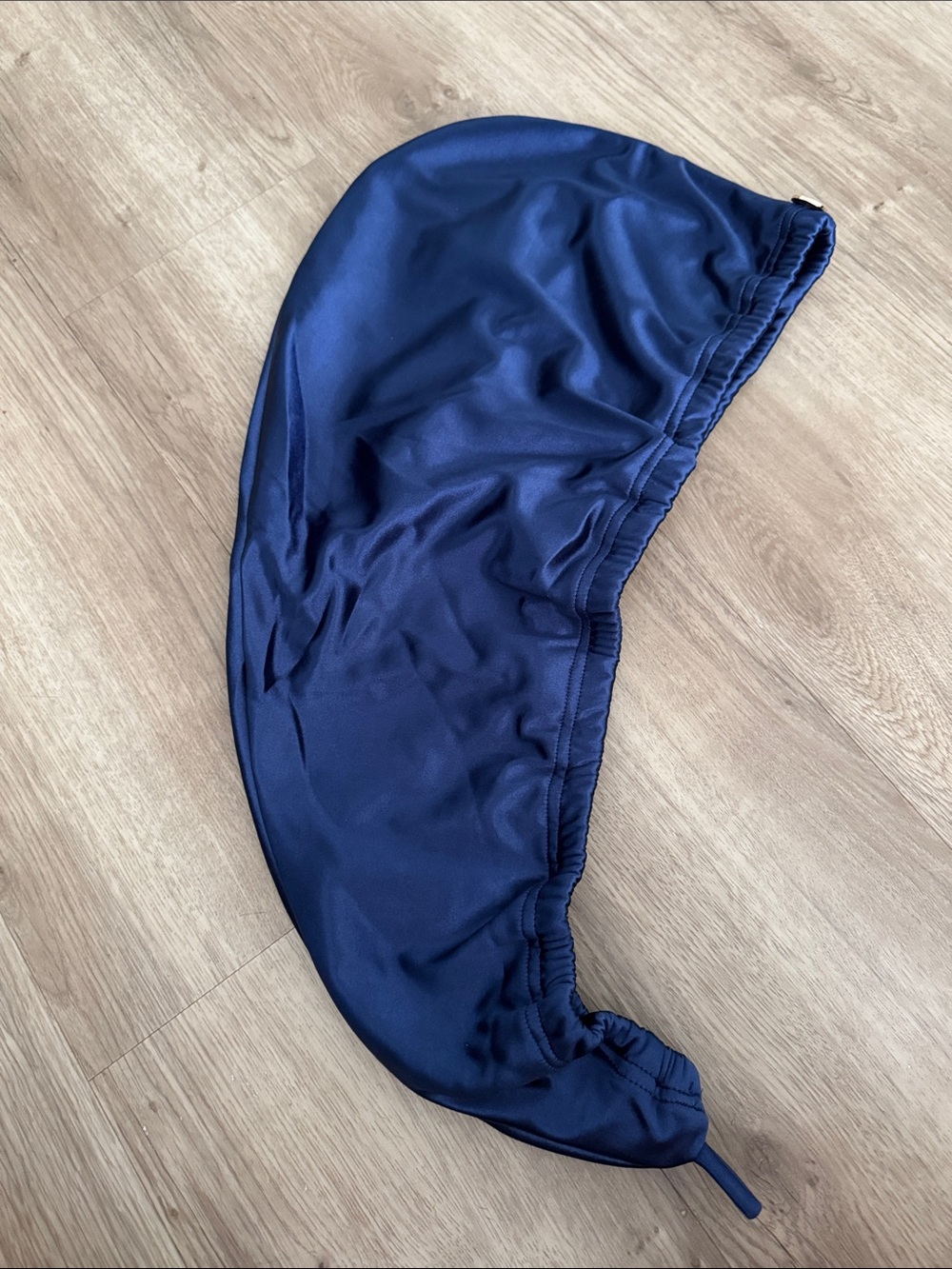 Muaves satin hair wrap
